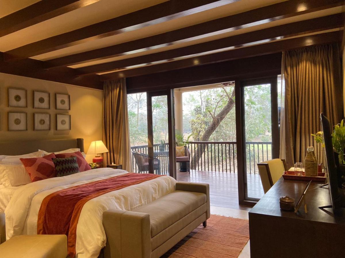 Miraaya Wellness And Golf Resort Chitwan Ngoại thất bức ảnh